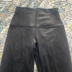 Lululemon align shine black pants 🍋